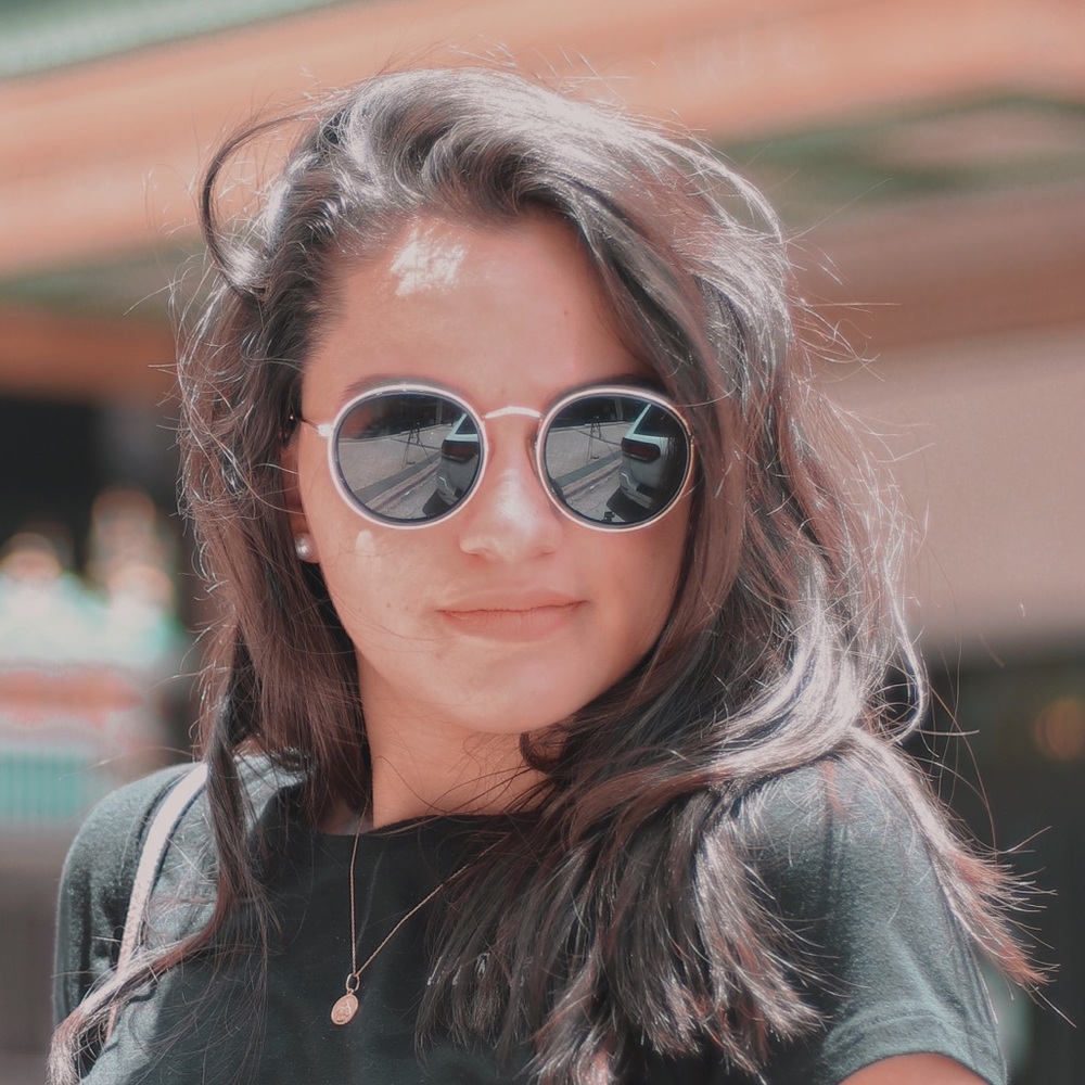 Meet your Posher, Angelica
